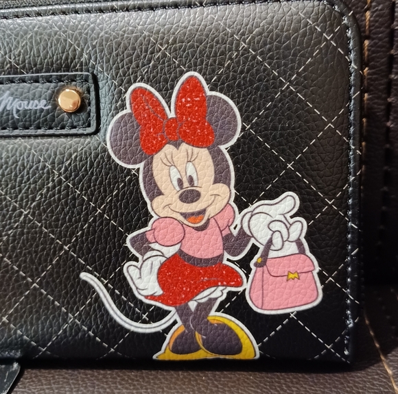 DISNEY MINNIE MOUSE ZIP AROUND ID COMPARTMENTS WAL - Picture 2 of 10